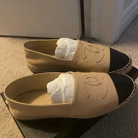 ✨❗️SOLD❗️CHANEL ESPADRILLE✨ - Picture 7 of 7